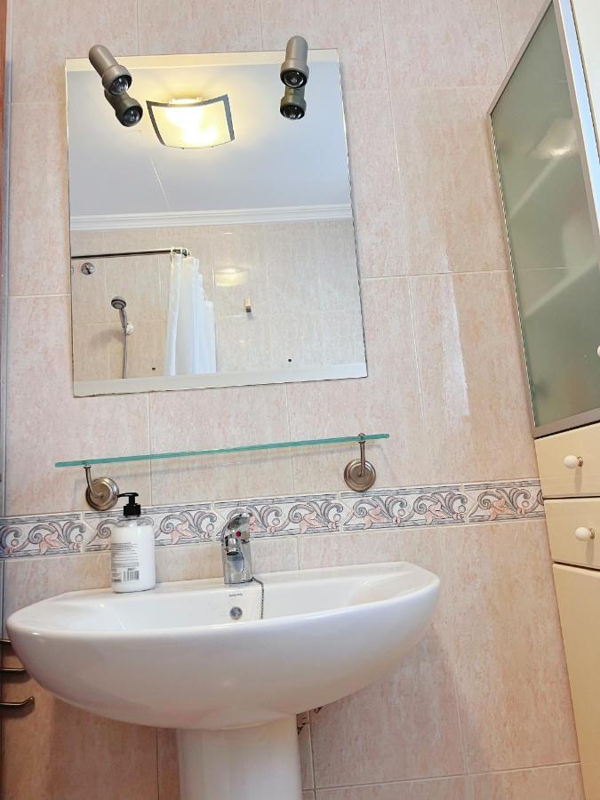 3 Habitacion Centro ウエルバ エクステリア 写真